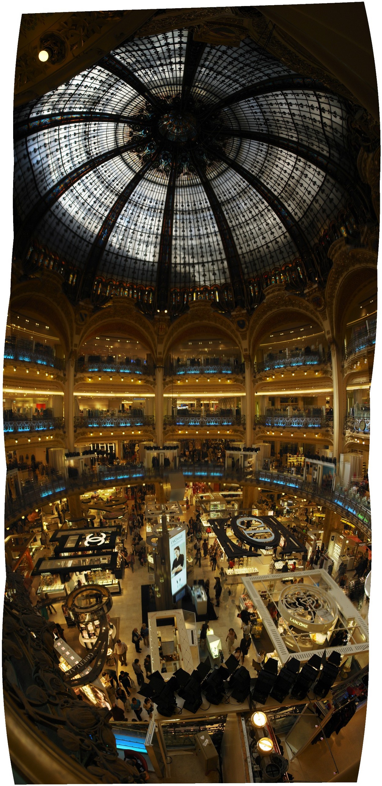  Galeries Lafayette